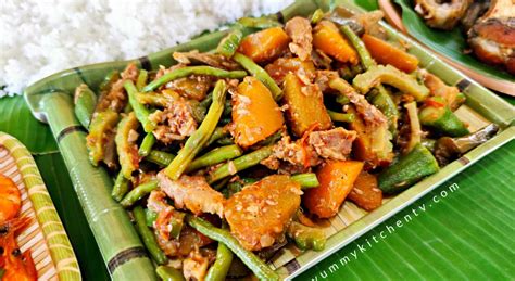 Pakbet or Pinakbet Recipe .